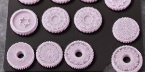 How to clean silicone chocolate molds