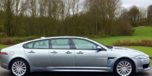 How to change wiper blades on jaguar xf